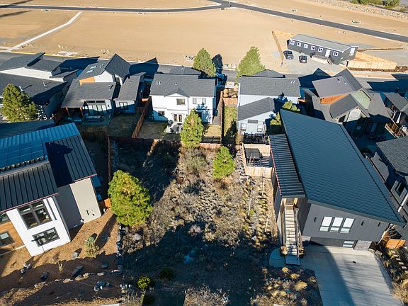 5th image of 61175 SW Tippytoe Pl