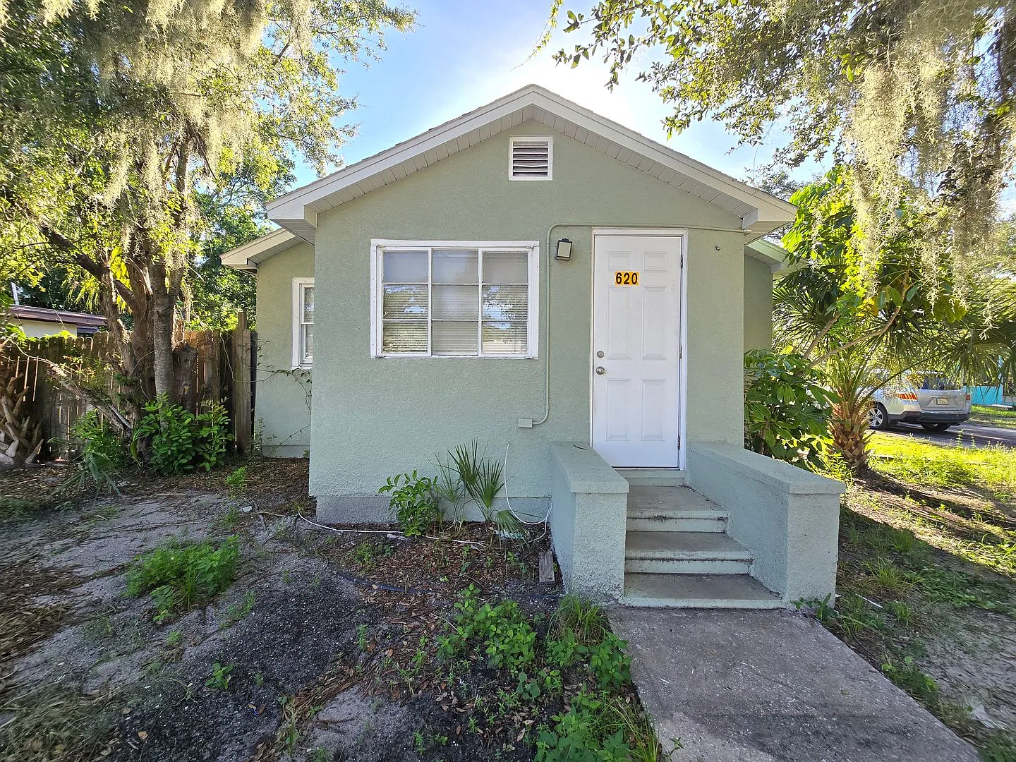Nicely Updated 2BR Home Near Downtown Sarasota with Large Lot! — Photo 1