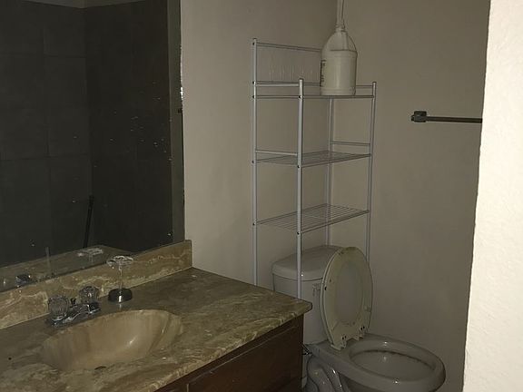 4th image of 1120 Suburban Dr