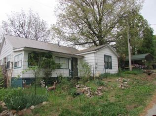 929 Race St, Thayer, MO 65791