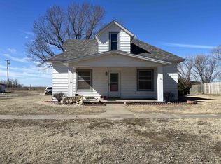 208 S View St, Hudson, KS 67545