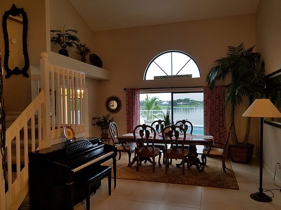 5th image of 12732 Meadowbreeze Dr
