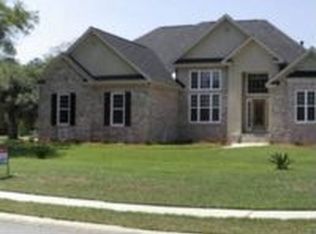 19 McDuffie Dr, Richmond Hill, GA 31324
