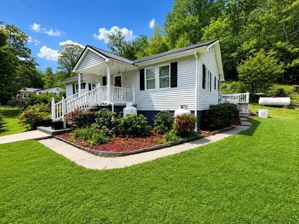1172 Peeled Poplar Rd, Grundy, VA 24614