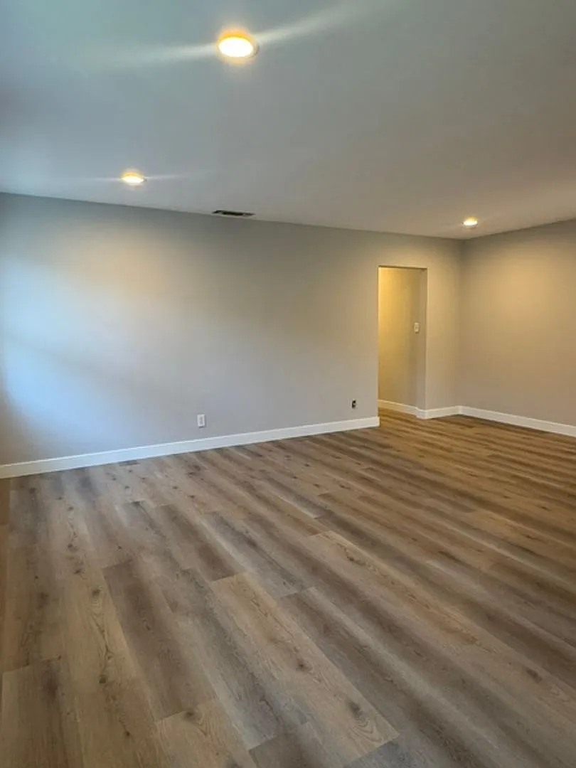 8532 Saturn St. — Photo 3