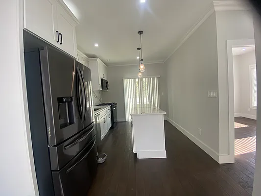 Rented by Highline Residential | media 4