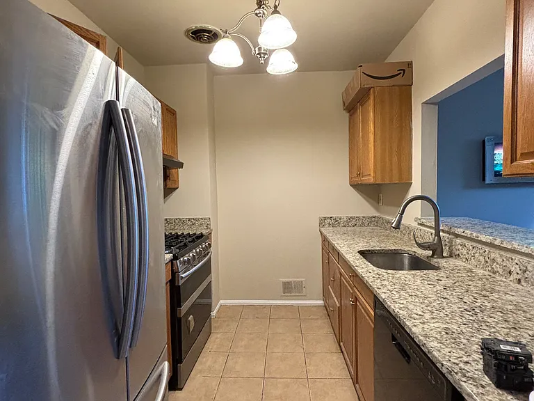 116 S Schroeder St — Photo 20