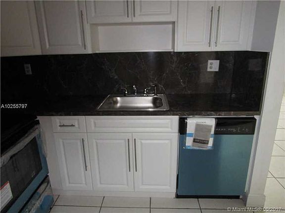 5th image of 3601 SW 117th Ave #9303