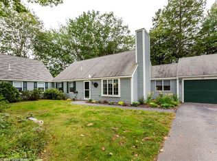 35 Willow Grove Rd, Brunswick, ME 04011