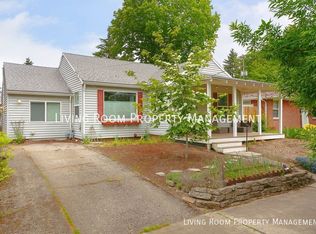 8729 SE Morrison St #A, Portland, OR 97216