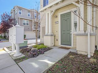 902 Jetty Dr, Richmond, CA 94804