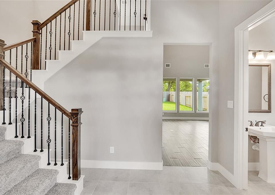 1st image of 11011 Buttonwood Creek Trl