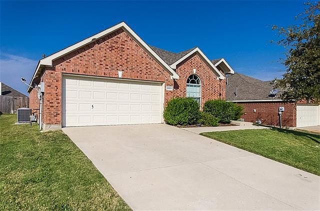 1st image of 2809 Quarter Horse Ln