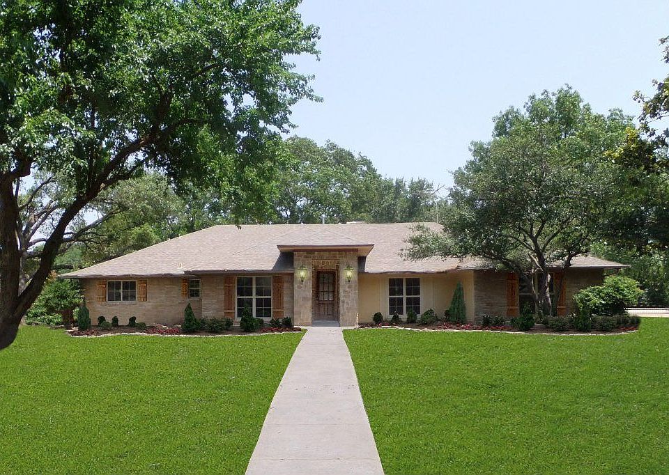 1st image of 4007 Shady Hill Dr