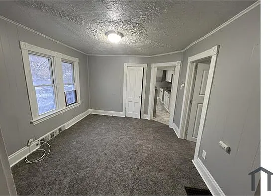 101 Superior St #2 — Photo 9