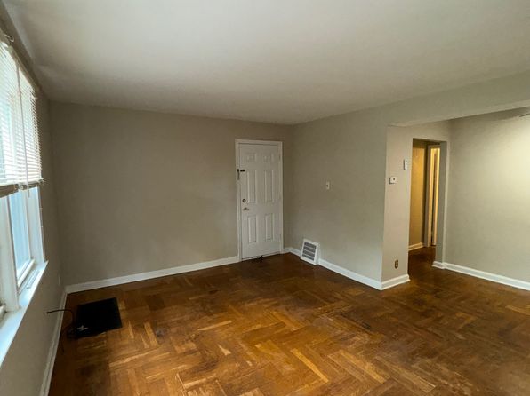 3121 W 2nd St #1
