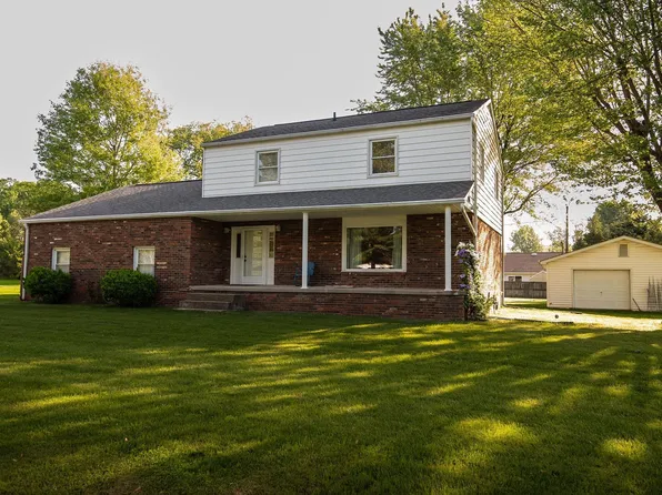 218 S 22nd St, Vincennes, IN 47591