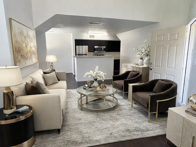 9817 Walnut St #210 — Photo 23