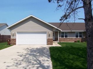 5448 Windy Dr, Stevens Point, WI 54482