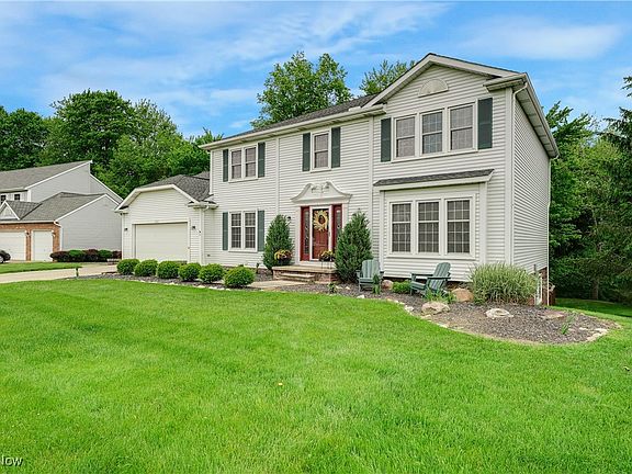 2nd image of 32877 Seneca Dr