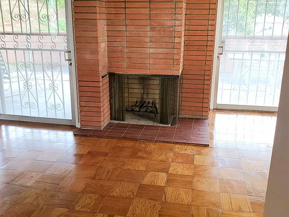 5th image of 1500 Rockhaven St