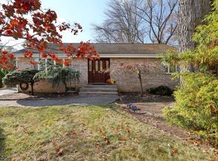 53 Princeton Ter, Oakland, NJ 07436