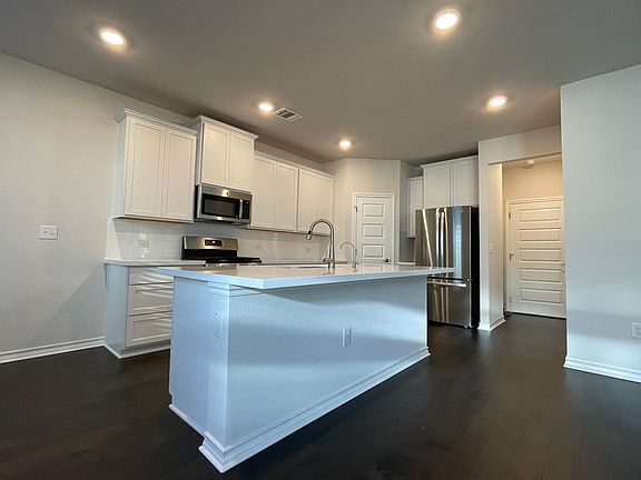 Gourmet kitchen perfect for entertaining