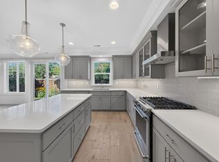 21238 80th Ave W, Edmonds, WA 98026