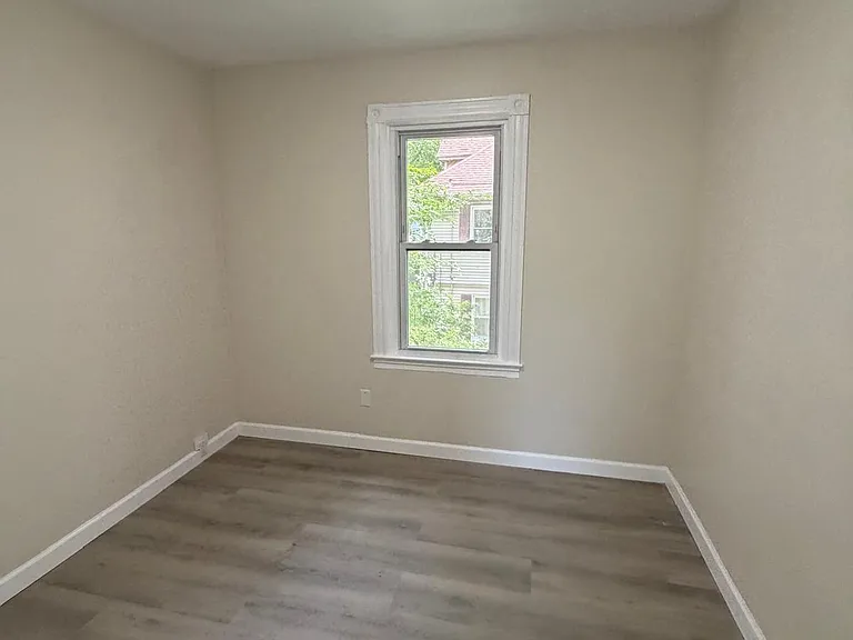 206 Myrtle Ave #M — Photo 4