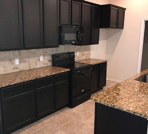 5th image of 10008 Urbana Ave