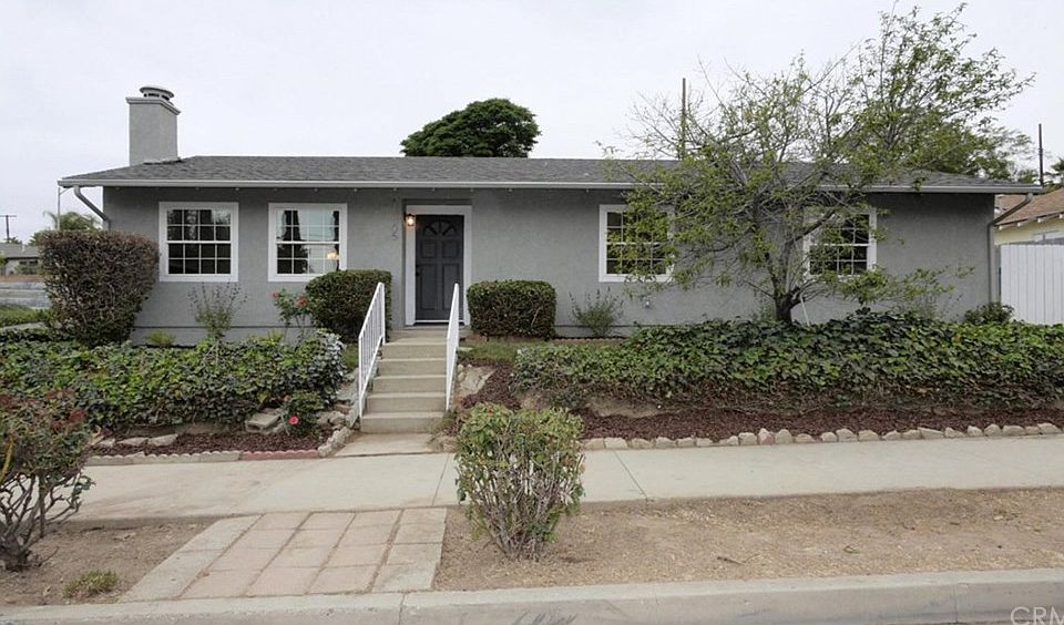 1st image of 11605 Kagel Canyon St