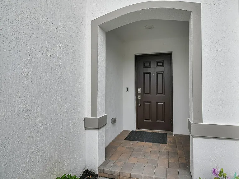 6851 Broadwater Ln — Photo 35