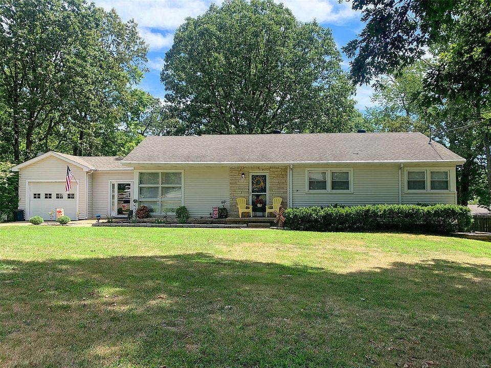 1st image of 2634 Shady Ln
