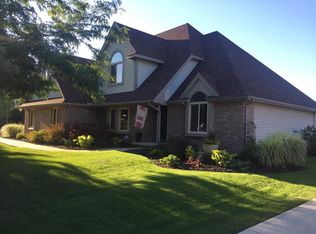26535 Mingo Dr, Perrysburg, OH 43551