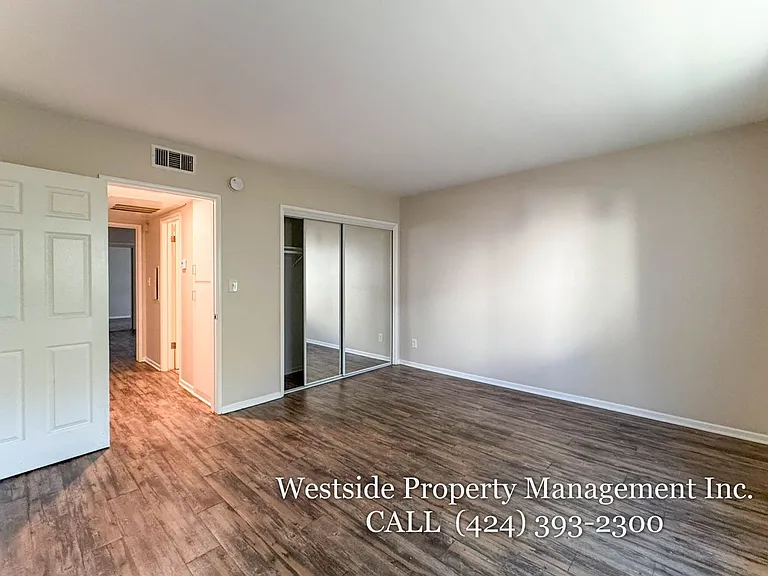 425 E Tamarack Ave #3 — Photo 9