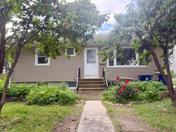 318 E 6th St, Ames, IA 50010