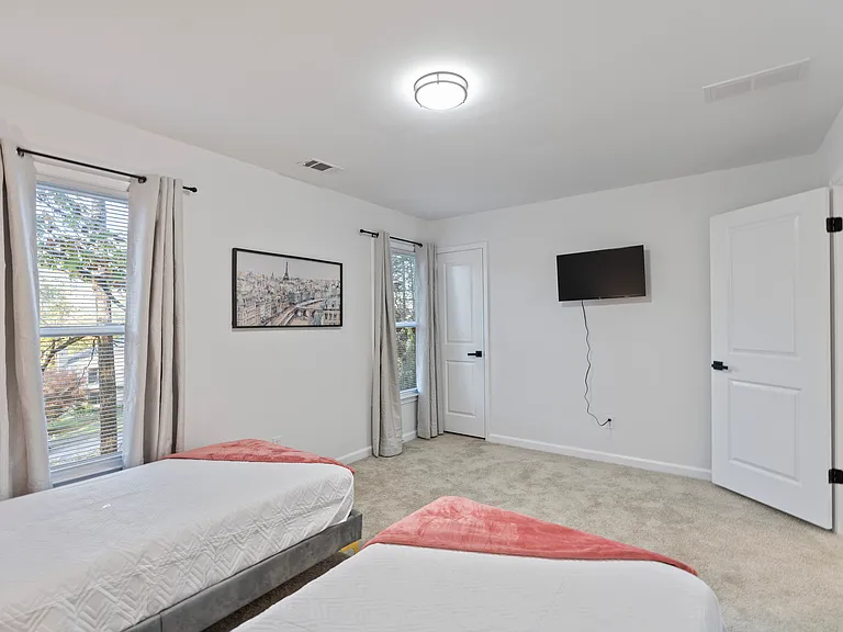 4124 Gregory Manor Cir SW — Photo 44