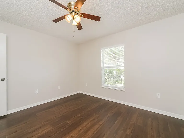 13825 Econ Woods Ln — Photo 14