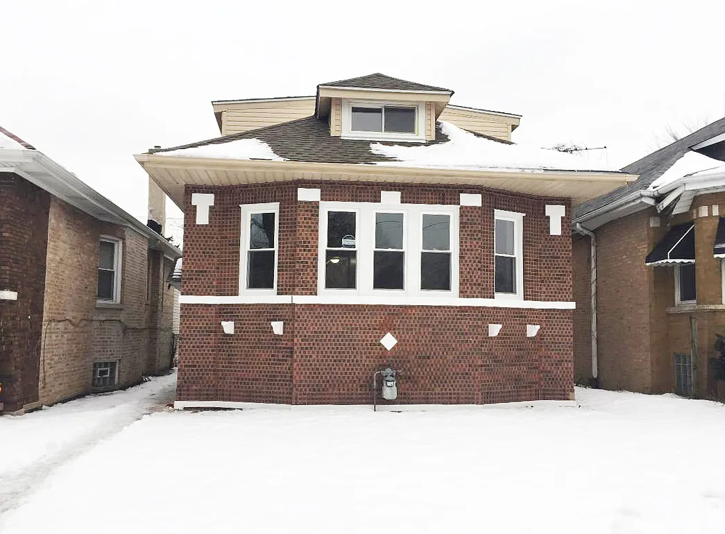 9419 S Racine Ave photo 1