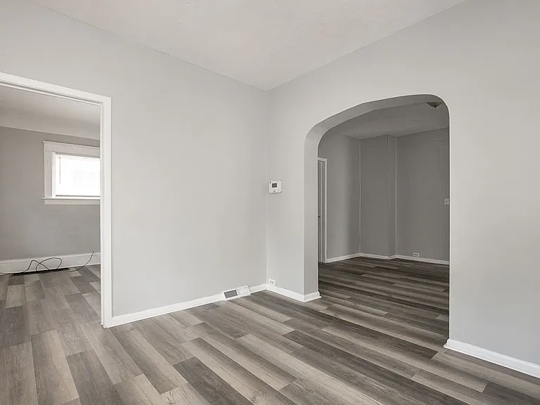 3910 Carlyle Ave — Photo 10