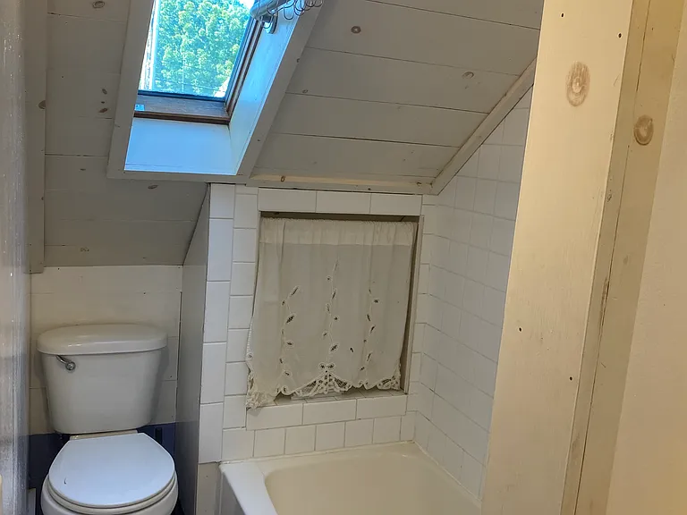 9 Cedar St #4 — Photo 10