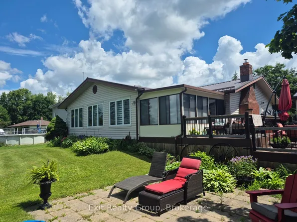 66 Rodgers Dr, Stirling Rawdon, ON K0K 3E0