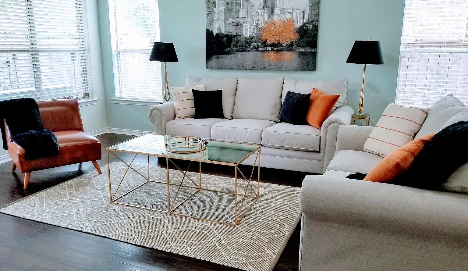4 bed, 3.5 bath, 3123 sqft, $5,500 — Photo 2