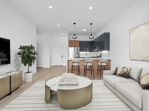 17 Avenue East image 27 of 57