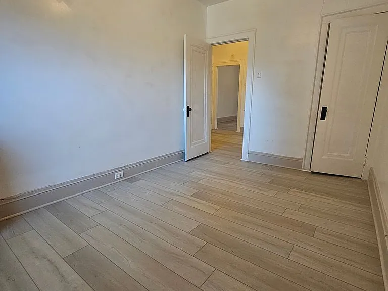 16812 Madison Ave — Photo 9