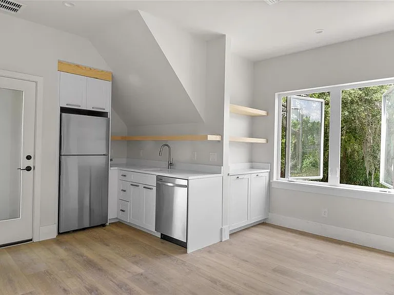 3222 Holliday Ave — Photo 11