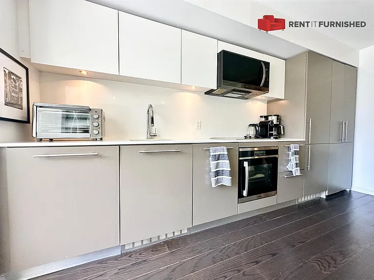 999 Seymour St #503 — Photo 7
