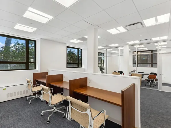 128 Columbia Heights image 11 of 18