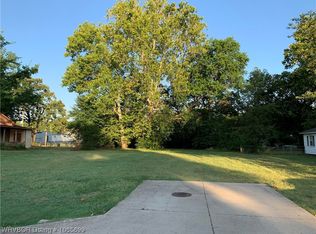 1021 N 49th St, Fort Smith, AR 72904