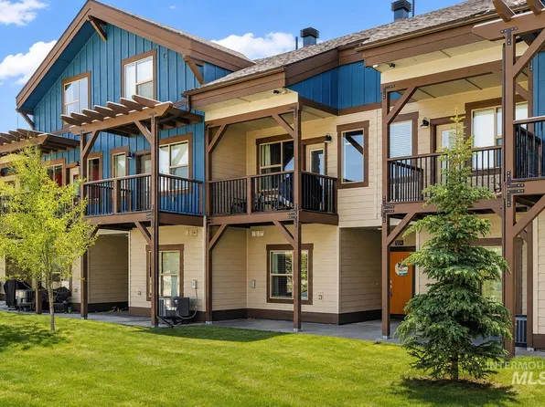 109 Broken Pine Ln, McCall, ID 83638